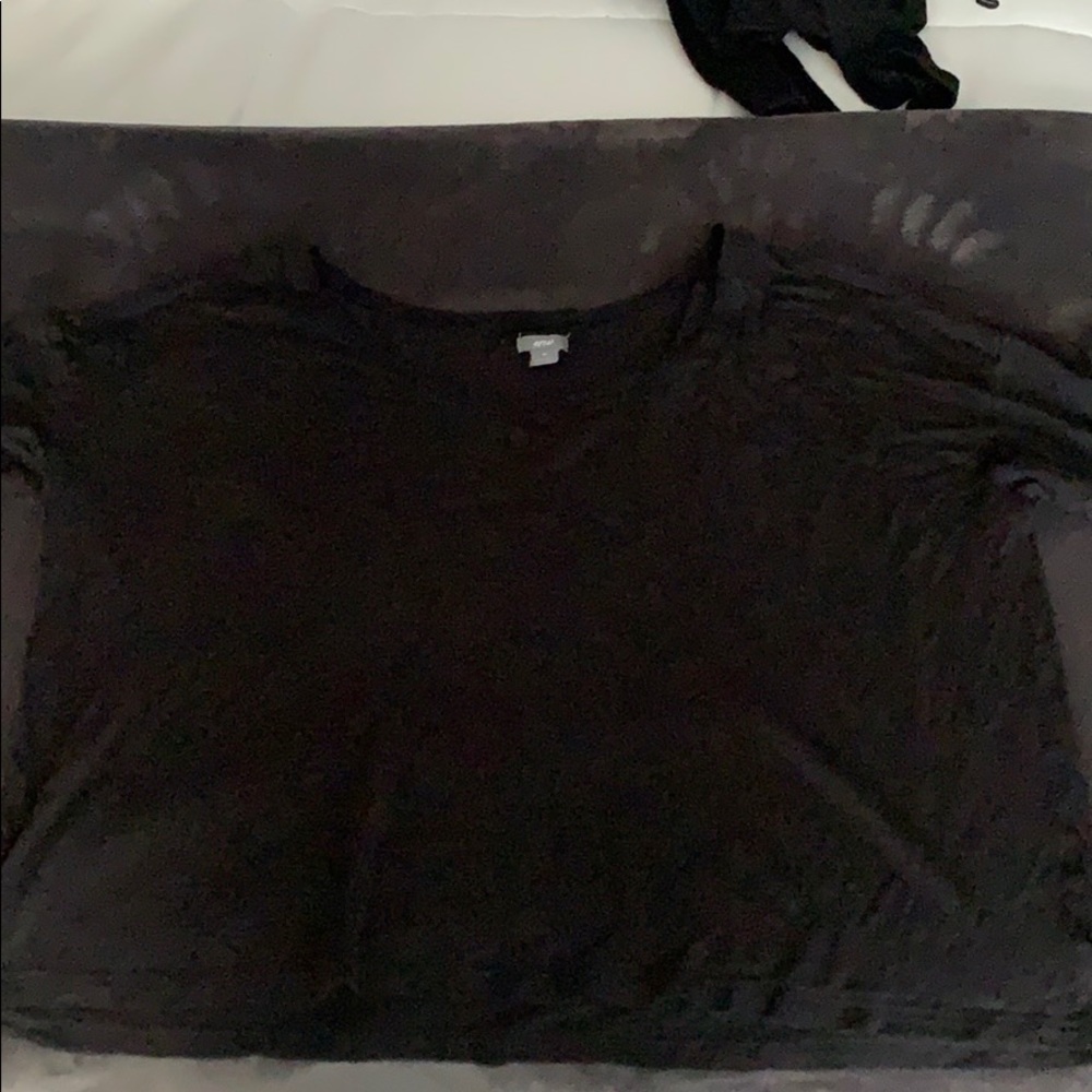 black t-shirt